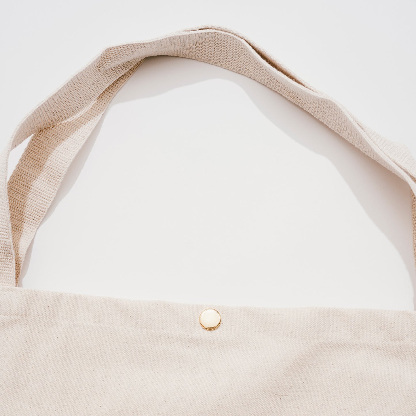 THE BIG TOTE 001
